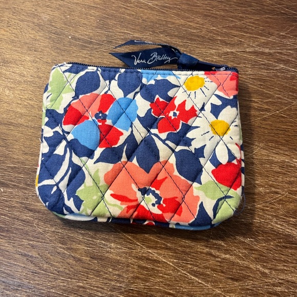 Vera Bradley “Summer Cottage” Quilted Makeup Pouch Set - Picture 5 of 7